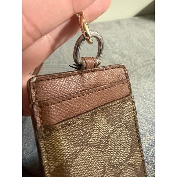 Coach ID lanyard - used - Picture 6 of 6